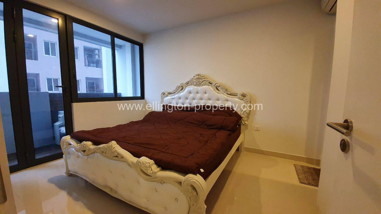 2 Bedrooms Services Apartment Available For Rent Location At Tonle Bassac Id S2180 - Ellington Property