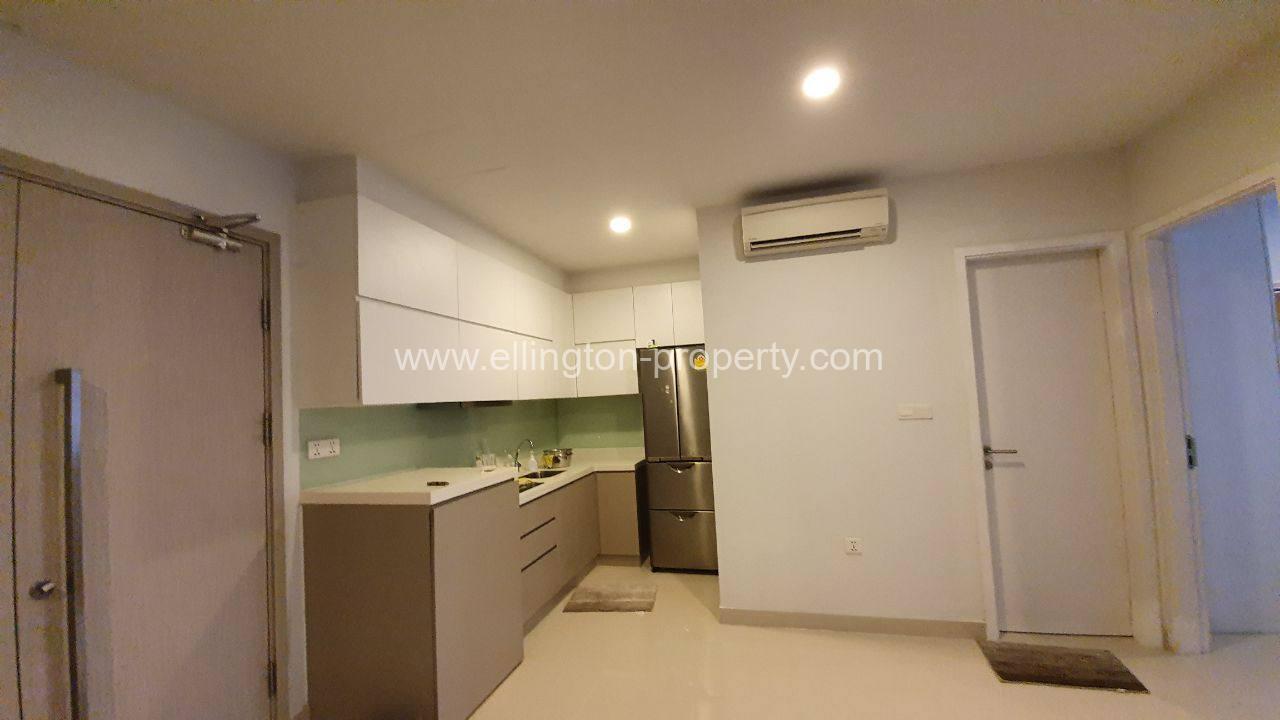 2 Bedrooms Services Apartment Available For Rent Location At Tonle Bassac Id S2180 - Ellington Property