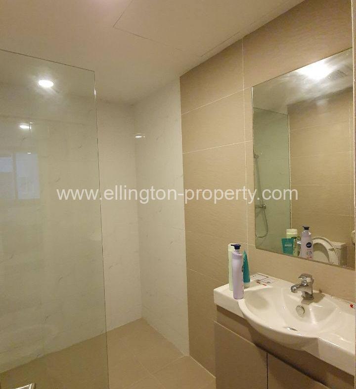 2 Bedrooms Services Apartment Available For Rent Location At Tonle Bassac Id S2180 - Ellington Property