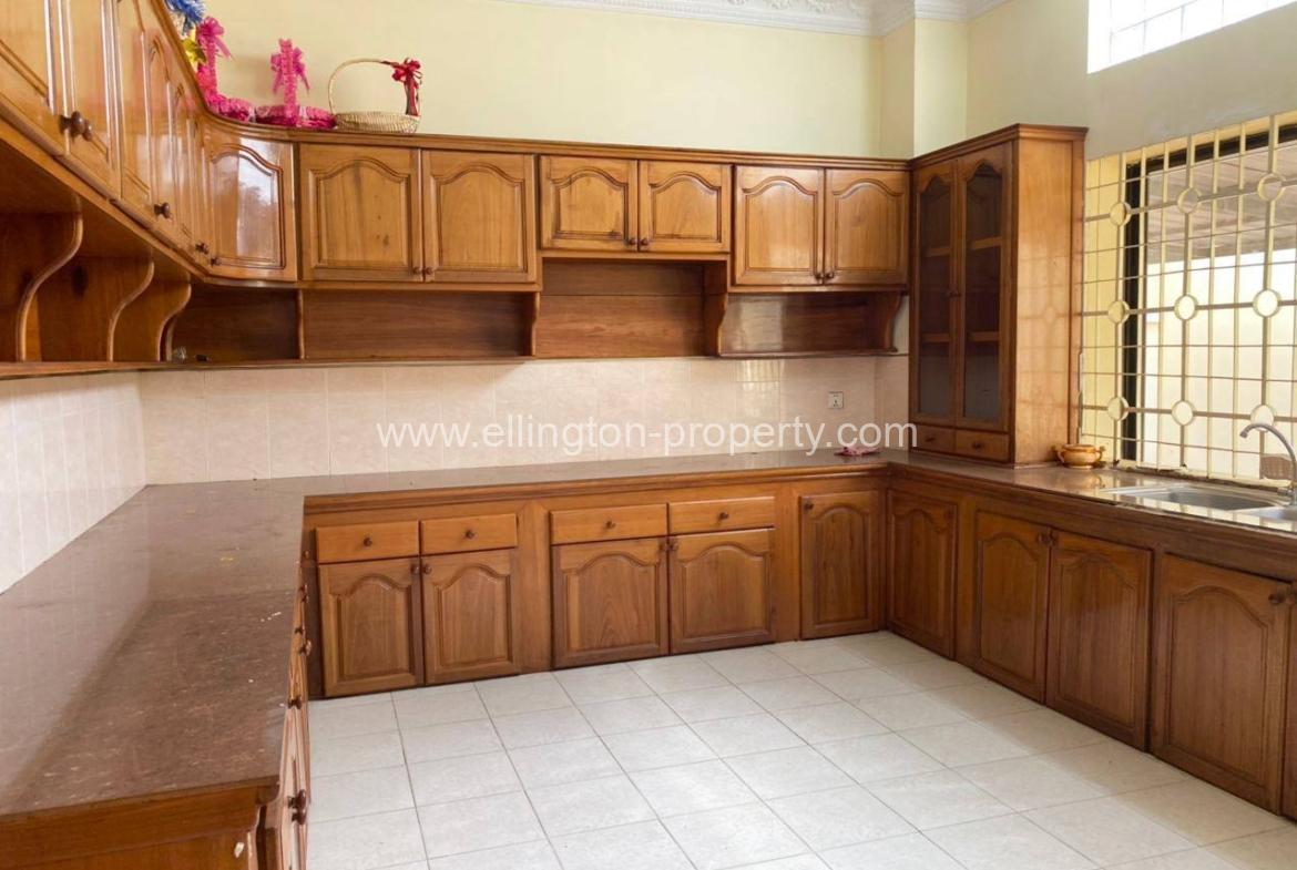 5 Bedrooms Villa Available For Rent Location In Toul Kork Id S2182 - Ellington Property