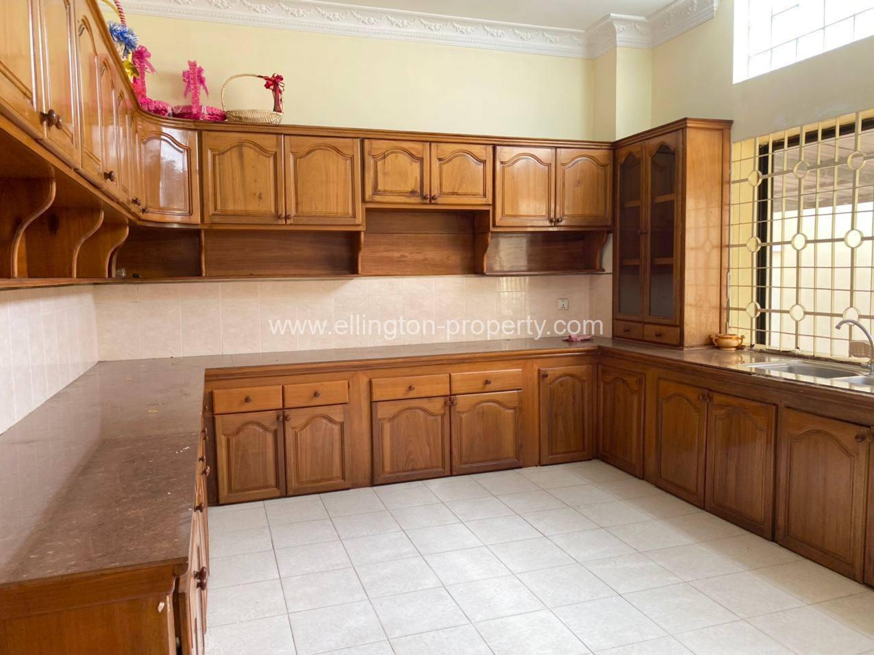 5 Bedrooms Villa Available For Rent Location In Toul Kork Id S2182 - Ellington Property