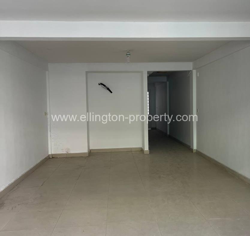 6 Bedrooms Shophouse Available For Rent Location In Terk T’la Id S2189 - Ellington Property