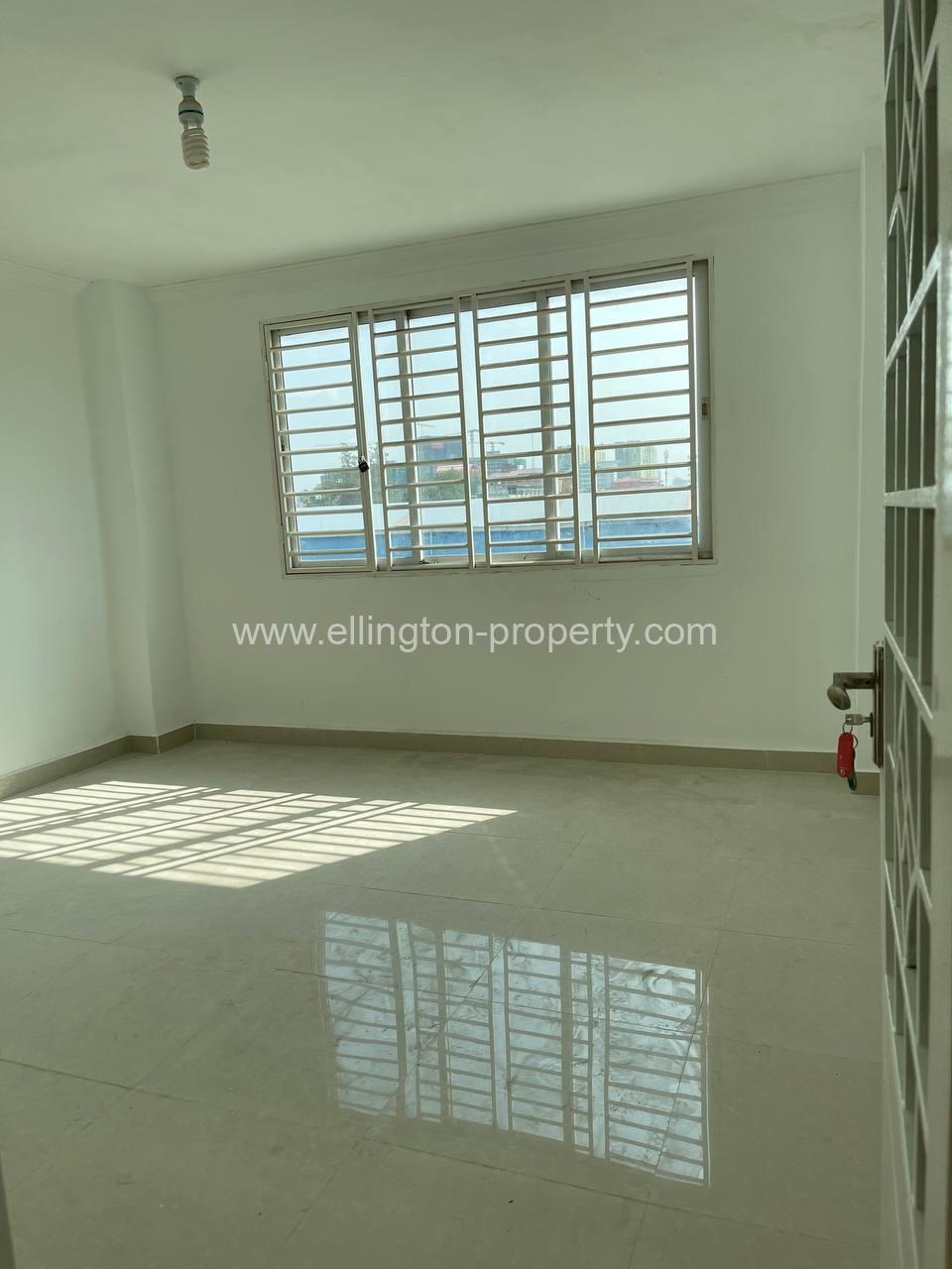 6 Bedrooms Shophouse Available For Rent Location In Terk T’la Id S2189 - Ellington Property