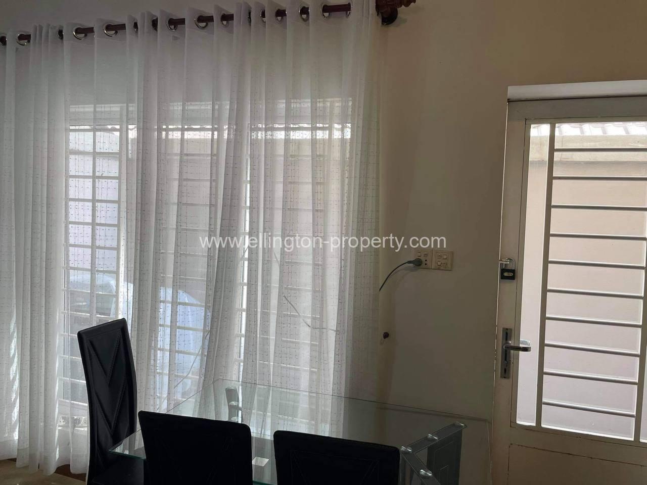 4 Bedrooms Link House Available For Rent Location At Beong Snor Id S2192 - Ellington Property