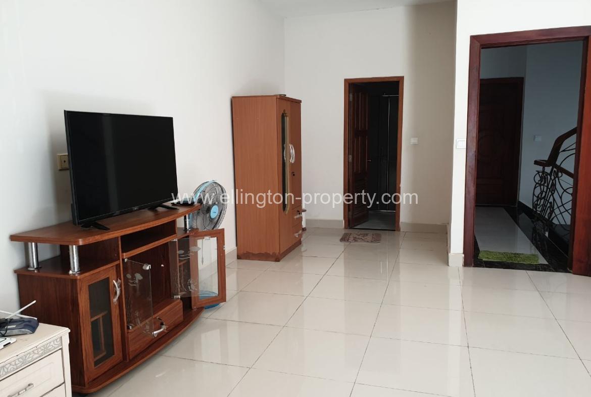 4 Bedrooms Villa Available For Rent , Located In Aeon2 Id S2143 - Ellington Property