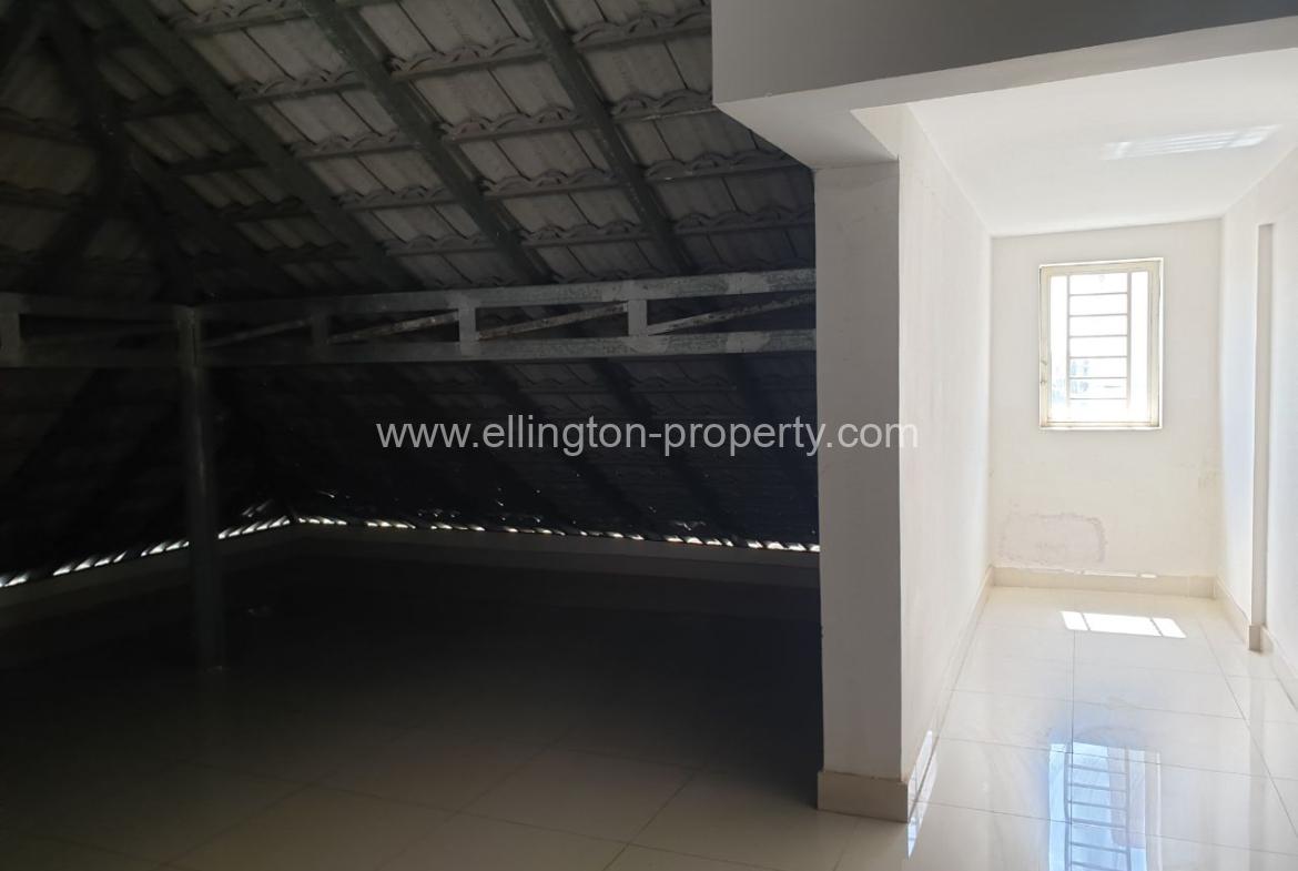 4 Bedrooms Villa Available For Rent , Located In Aeon2 Id S2143 - Ellington Property