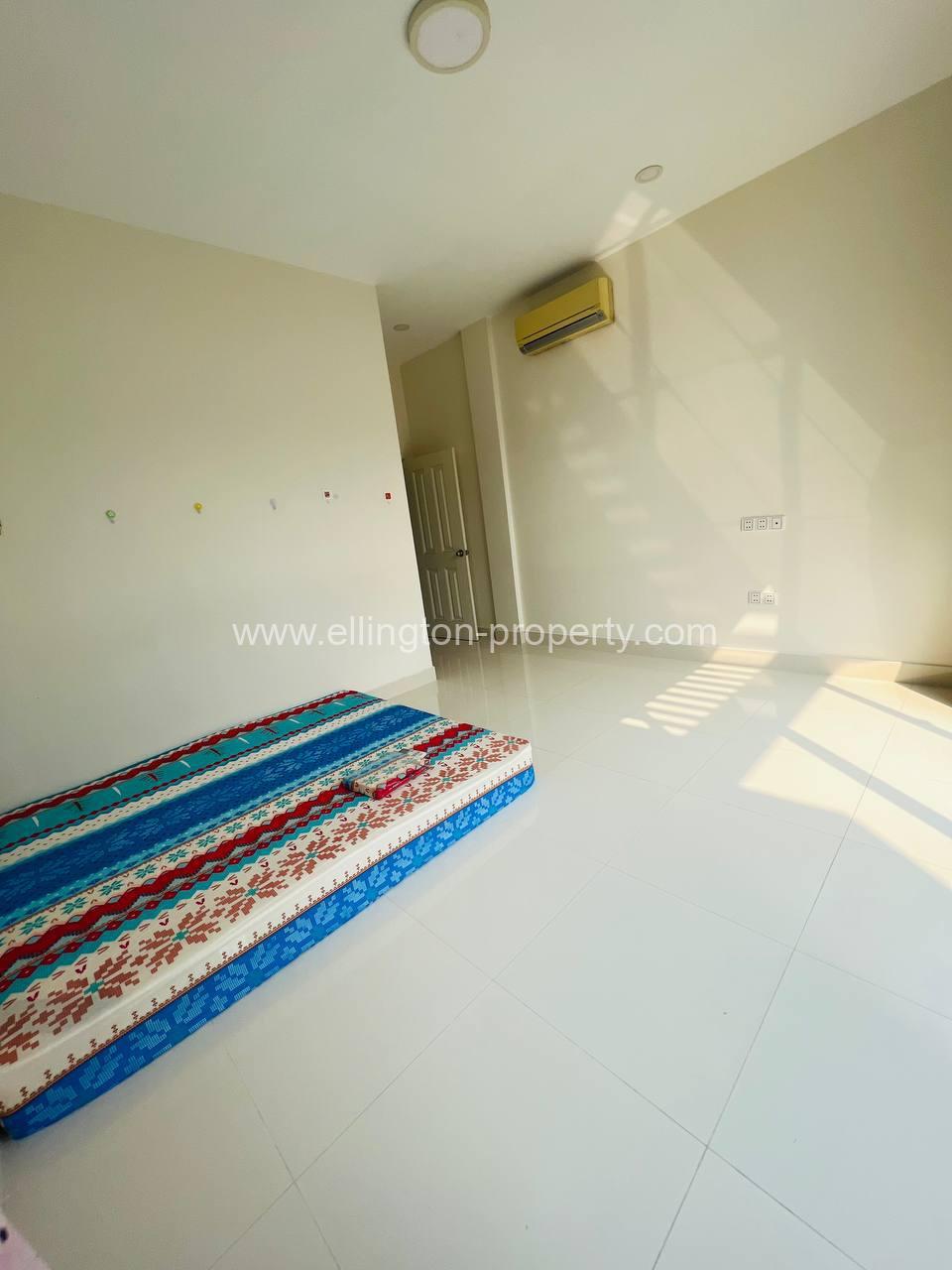 4 Bedrooms Shophouse Available For Rent Location In Beong Snor Id S2166 - Ellington Property