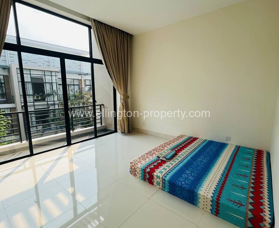 4 Bedrooms Shophouse Available For Rent Location In Beong Snor Id S2166 - Ellington Property