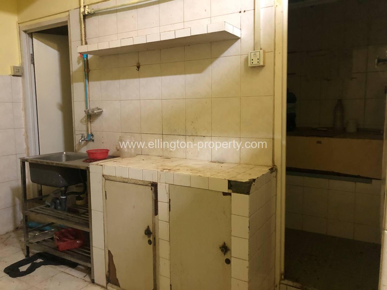 Shophouse Available For Rent Location In Daunh Penh Id S2145 - Ellington Property