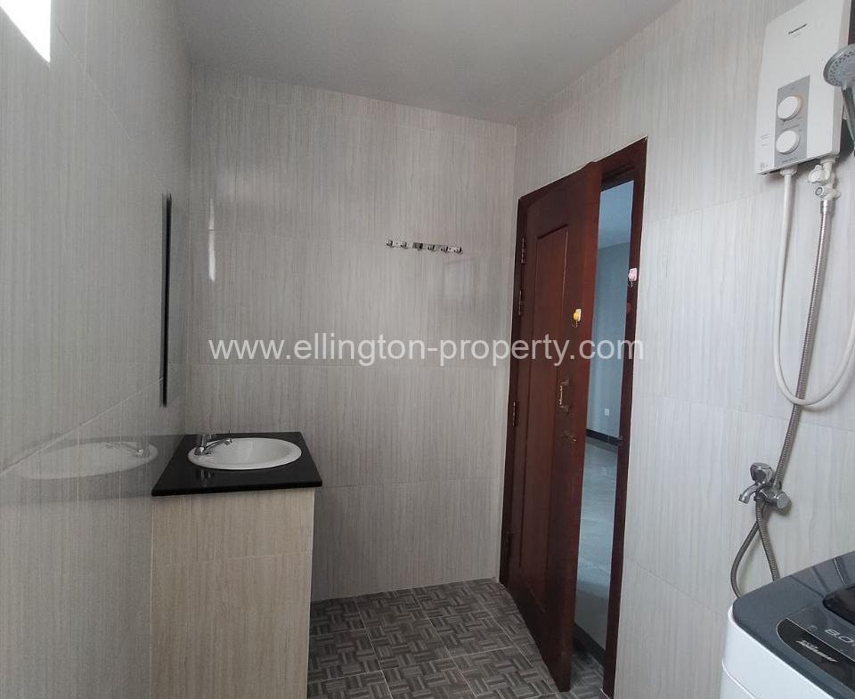 1 Bedrooms Services Apartment Available For Rent Located In Daun Penh Id S2186 - Ellington Property