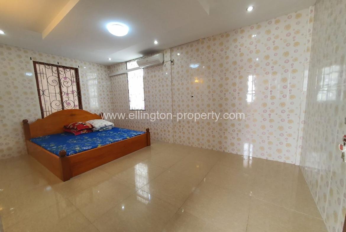 2 Bedroom Available For Rent In Location In Doun Penh, N83 - Ellington Property