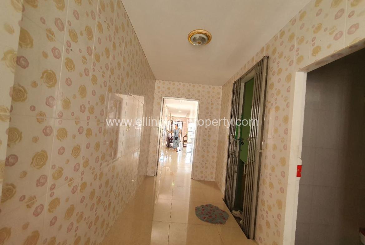 2 Bedroom Available For Rent In Location In Doun Penh, N83 - Ellington Property