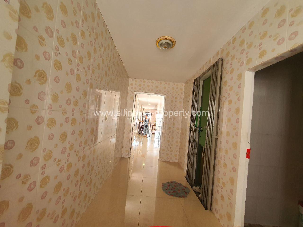 2 Bedroom Available For Rent In Location In Doun Penh, N83 - Ellington Property