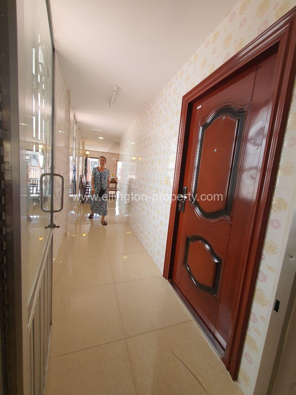 2 Bedroom Available For Rent In Location In Doun Penh, N83 - Ellington Property