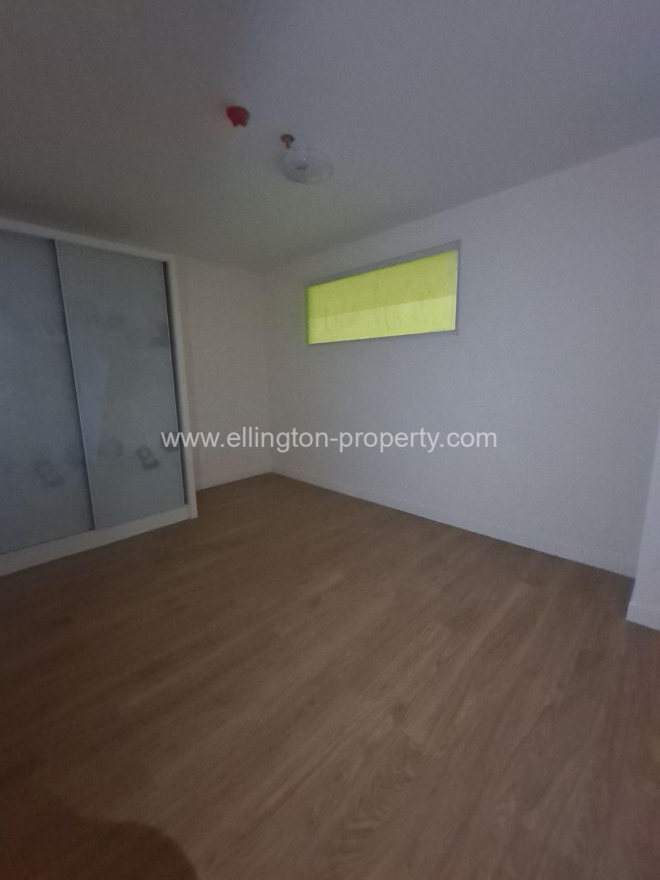 2 Bedrooms Services Apartment Available For Viewing Location At Olympia Id S2171 - Ellington Property