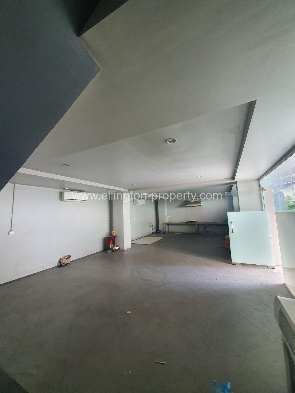 Building For Rent Location Psa Derm Thkov 5 Mins From Russia Market, N 94 - Ellington Property