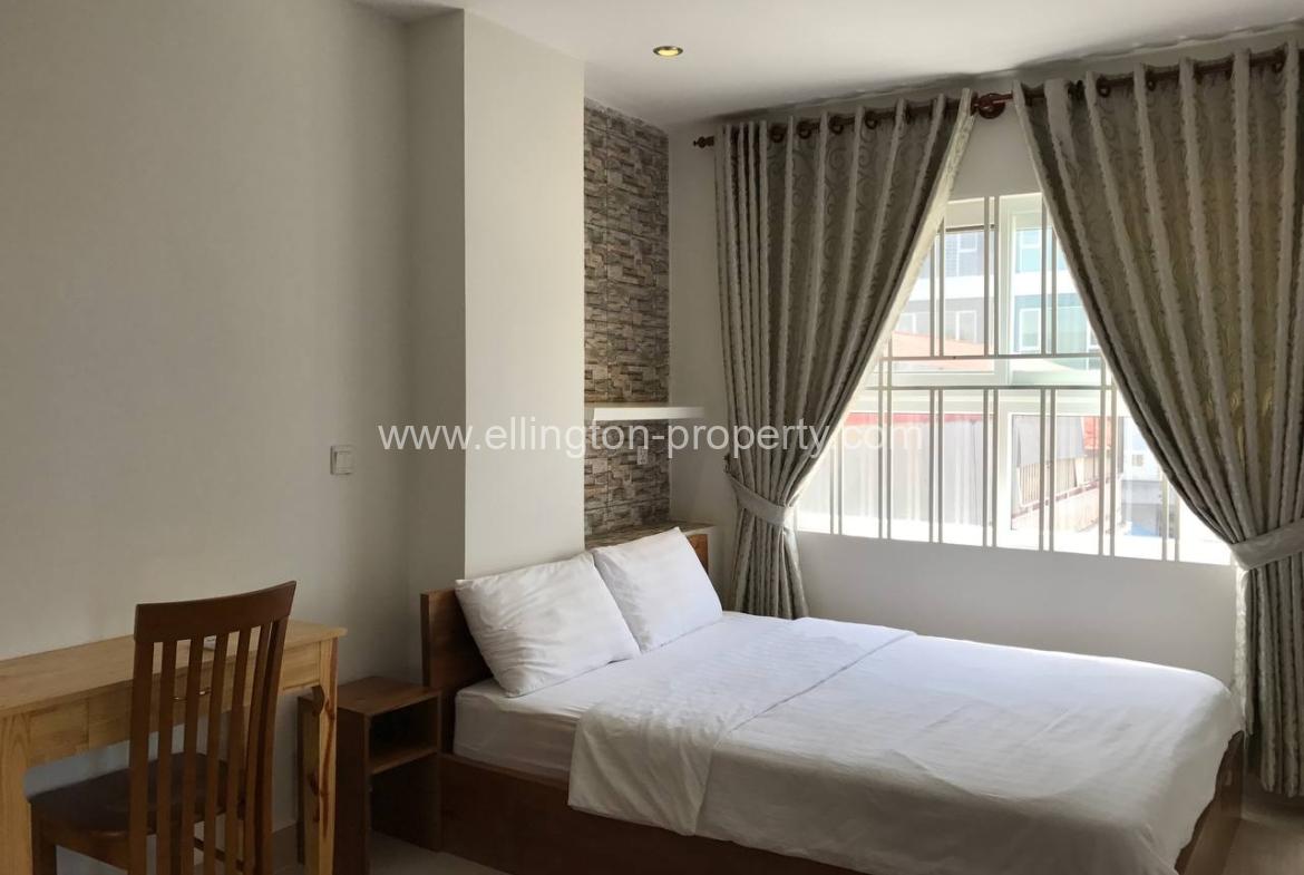 One Bedrooms Services Apartment For Rent - Ellington Property