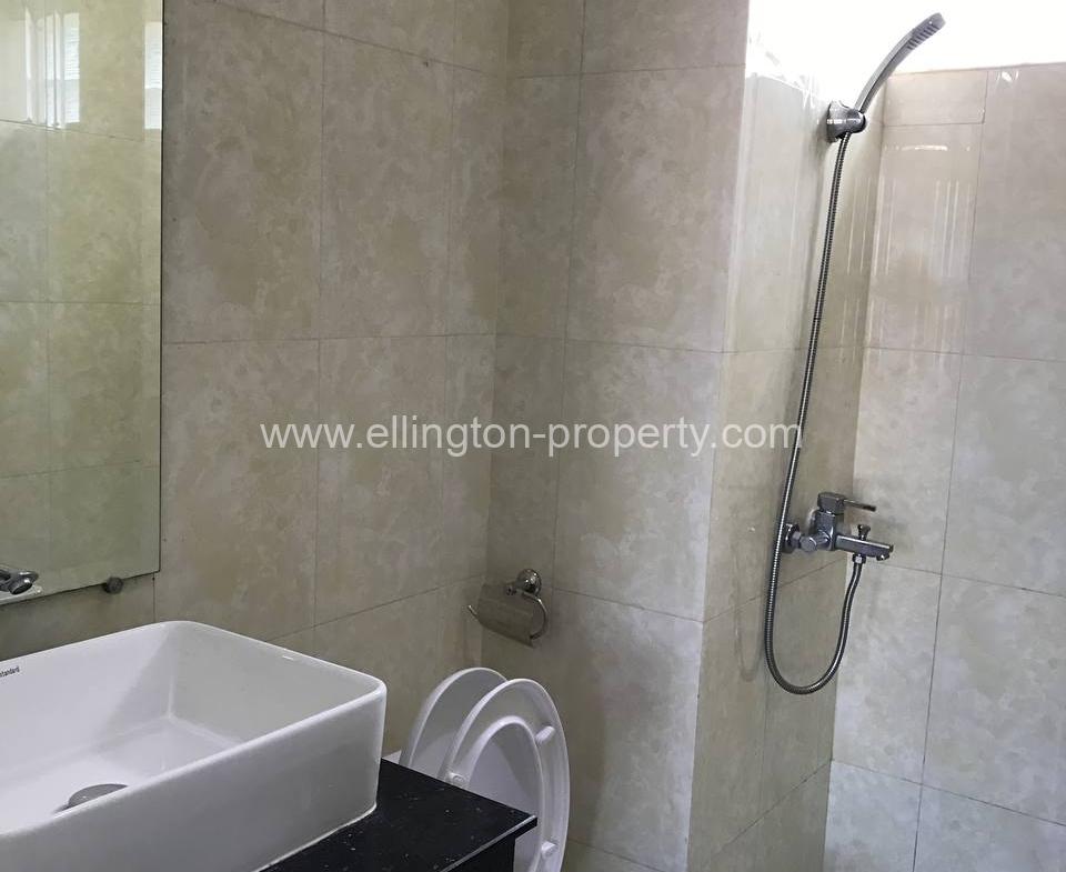 One Bedrooms Services Apartment For Rent - Ellington Property