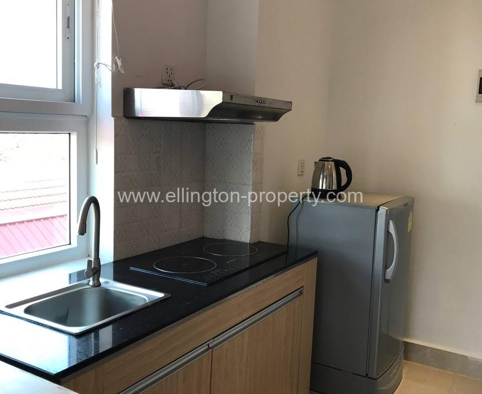 One Bedrooms Services Apartment For Rent - Ellington Property