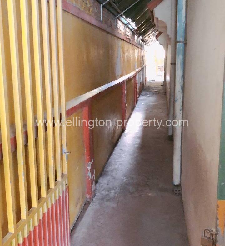 Warehouse For Rent - Ellington Property