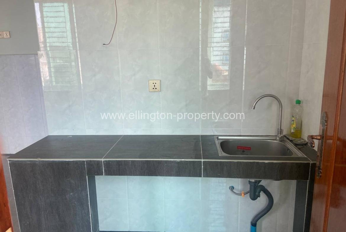 1bedroom For Rent Locate Ttp Near Russia Market. - Ellington Property