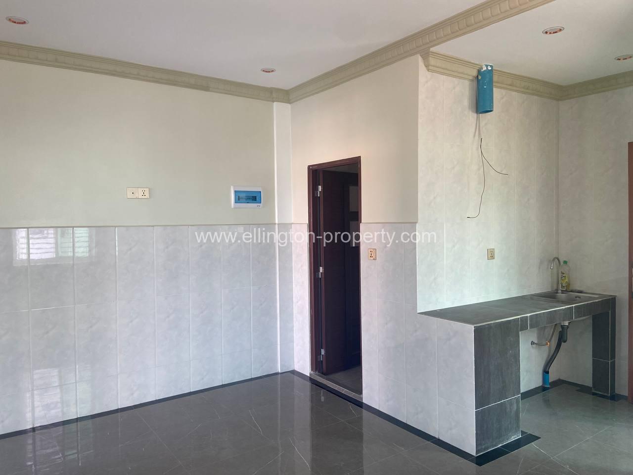 1bedroom For Rent Locate Ttp Near Russia Market. - Ellington Property