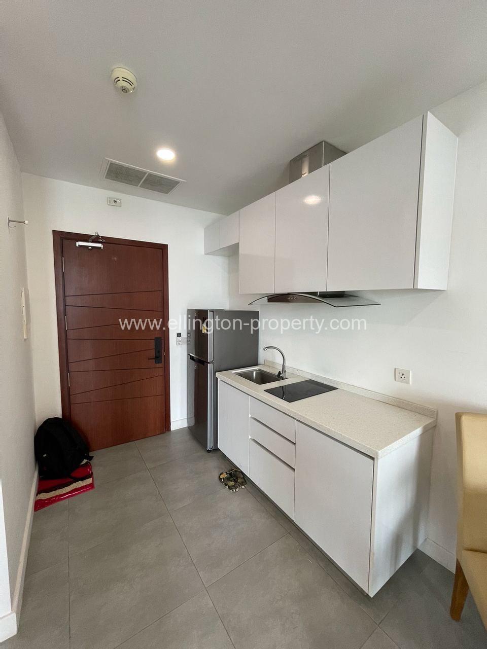 2 Bedroom Service Apartment For Rent - Ellington Property