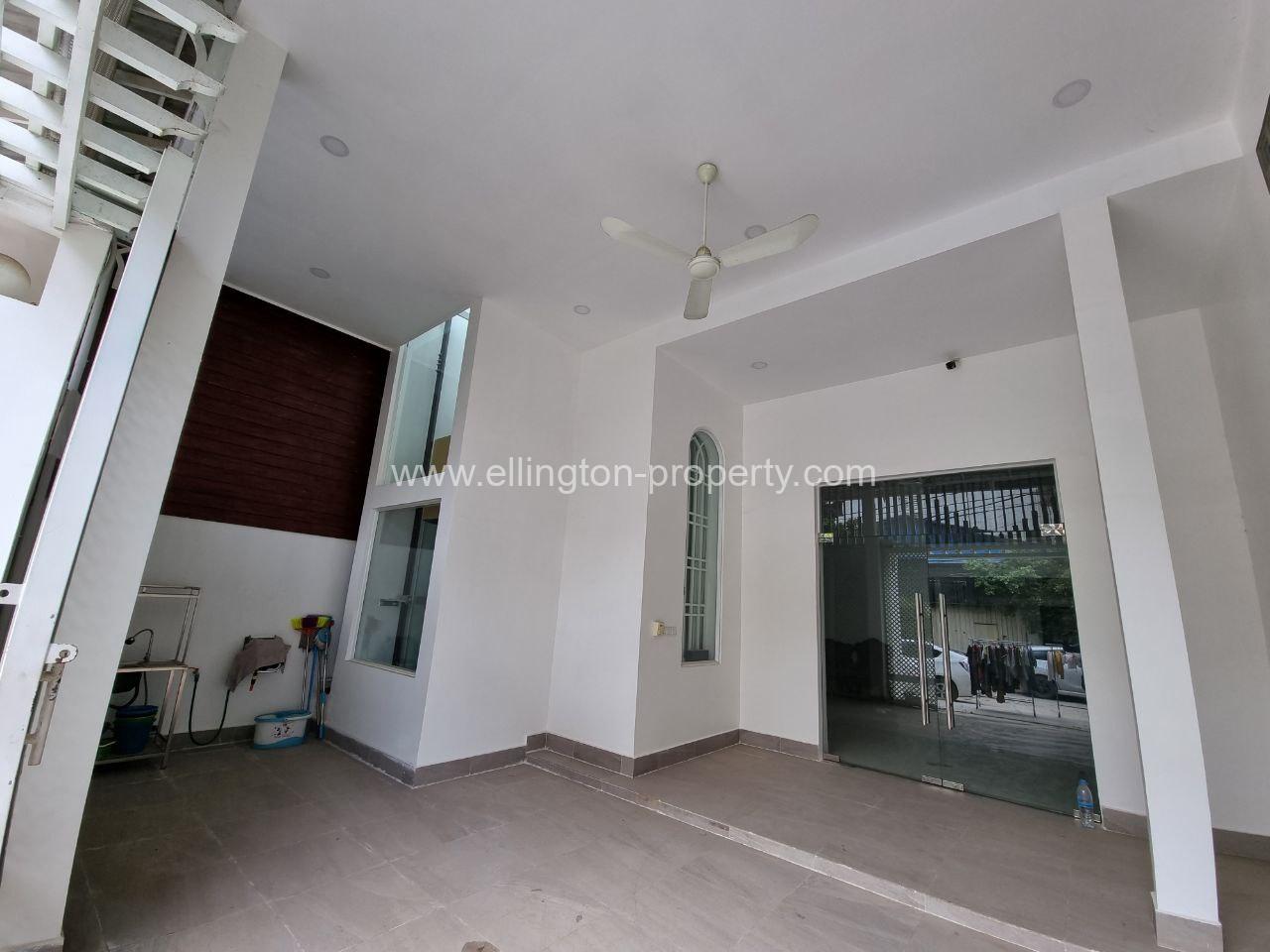 House With Elevator For Rent Location Beong Trobek Near Russai Market - Ellington Property