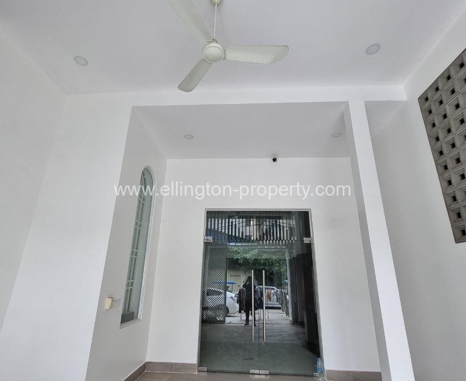 House With Elevator For Rent Location Beong Trobek Near Russai Market - Ellington Property