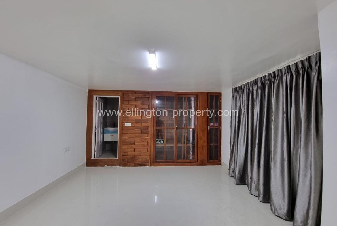 House With Elevator For Rent Location Beong Trobek Near Russai Market - Ellington Property