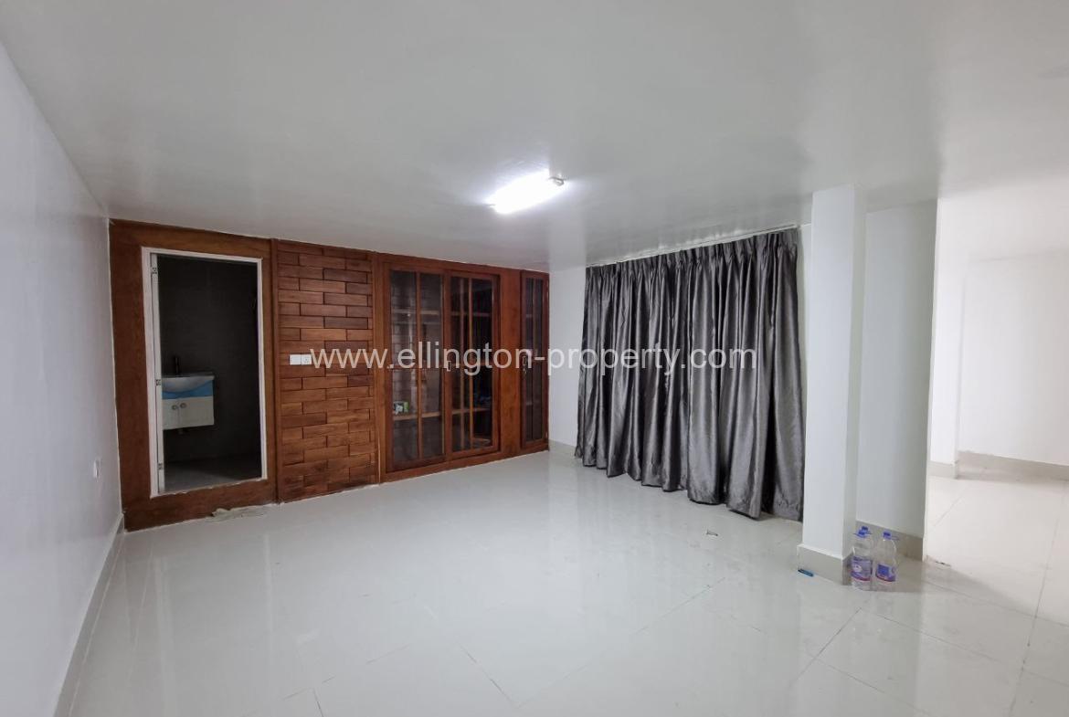 House With Elevator For Rent Location Beong Trobek Near Russai Market - Ellington Property