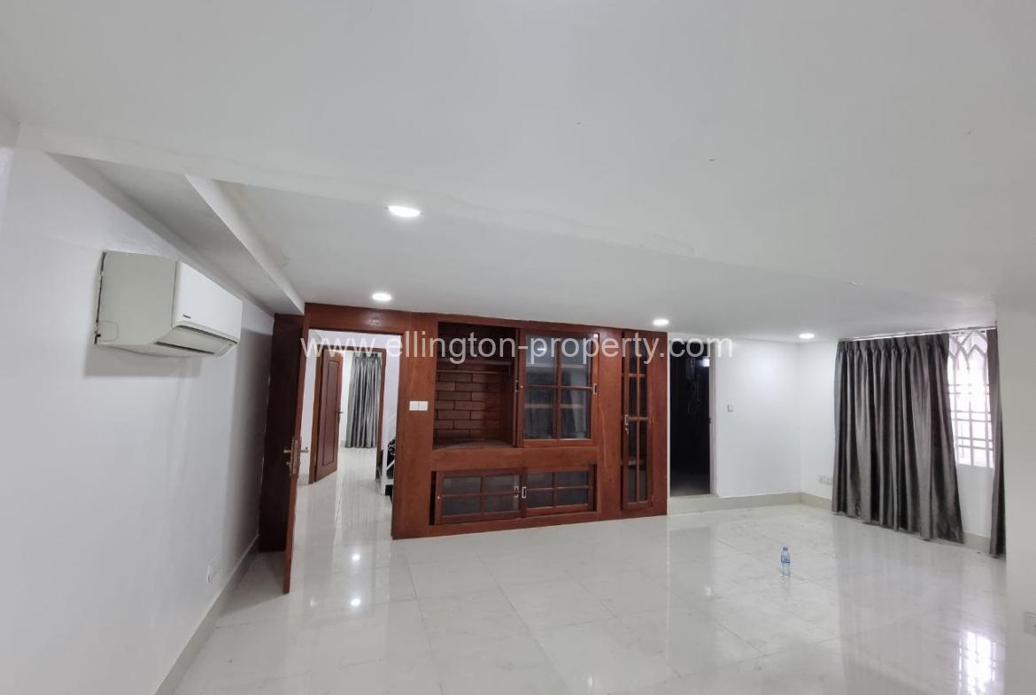 House With Elevator For Rent Location Beong Trobek Near Russai Market - Ellington Property