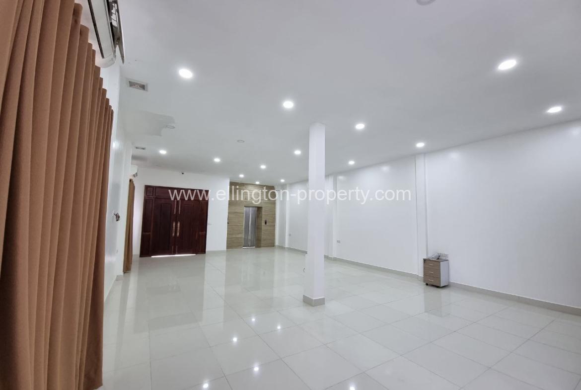 House With Elevator For Rent Location Beong Trobek Near Russai Market - Ellington Property