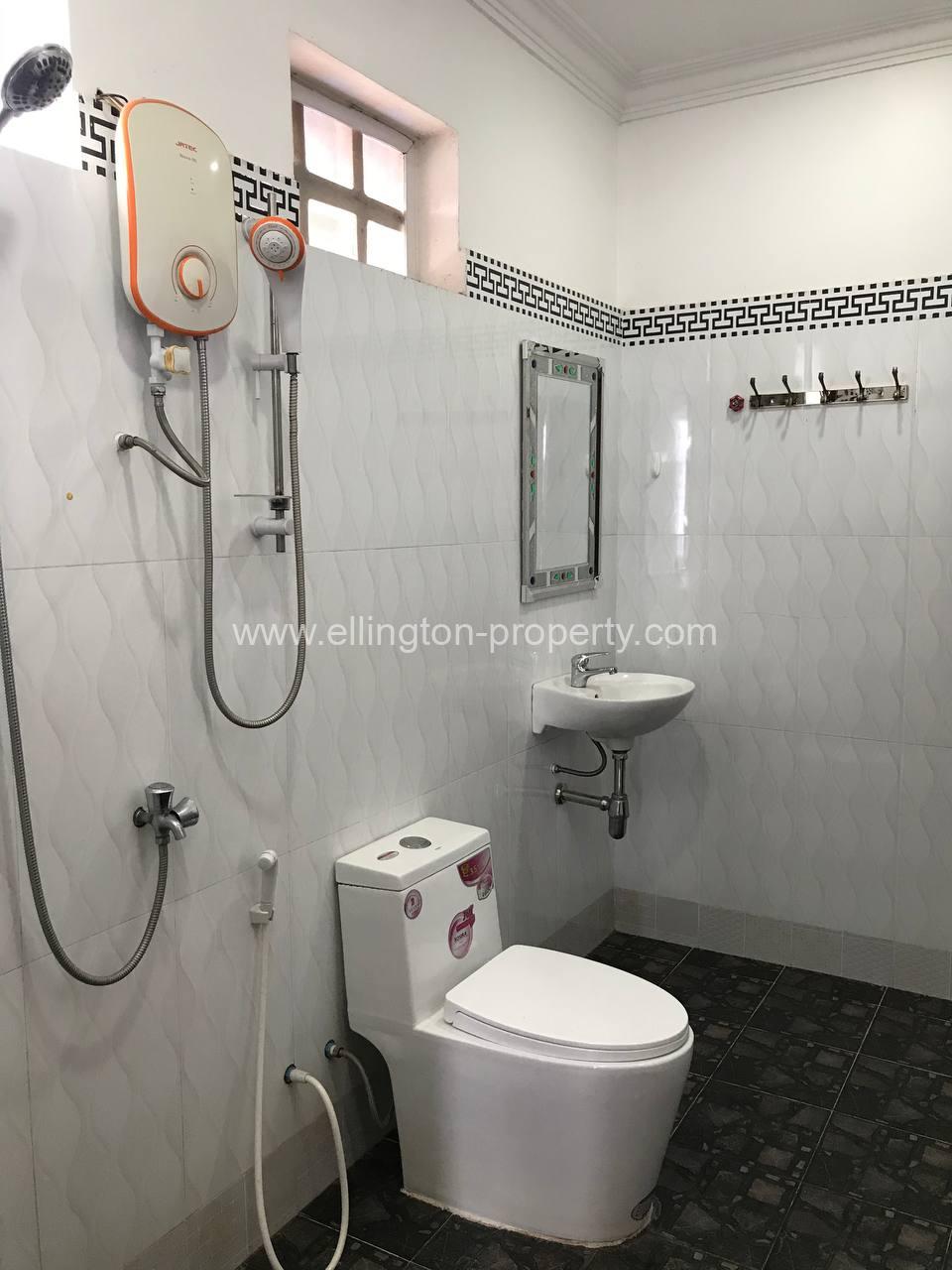 1 Bedroom Available For Rent Locate Ttp Russia Market - Ellington Property