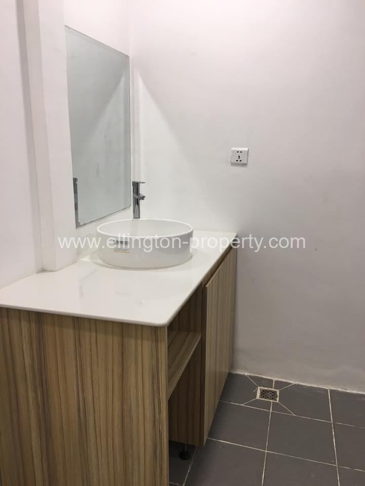 2 Bedroom Renovated Apartment For Sale In Daun Penh Area - Ellington Property