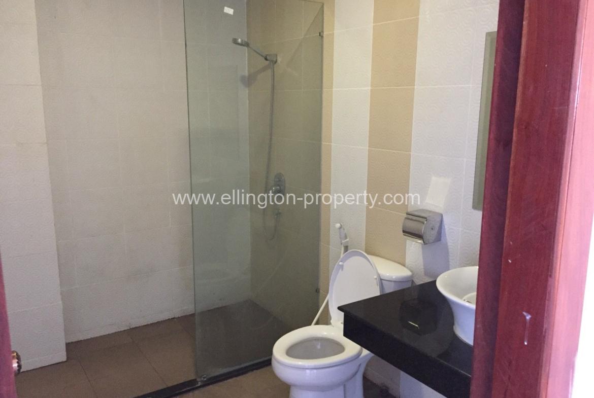 2 Bedrooms Apartment For Rent, Tonle Bassac. - Ellington Property