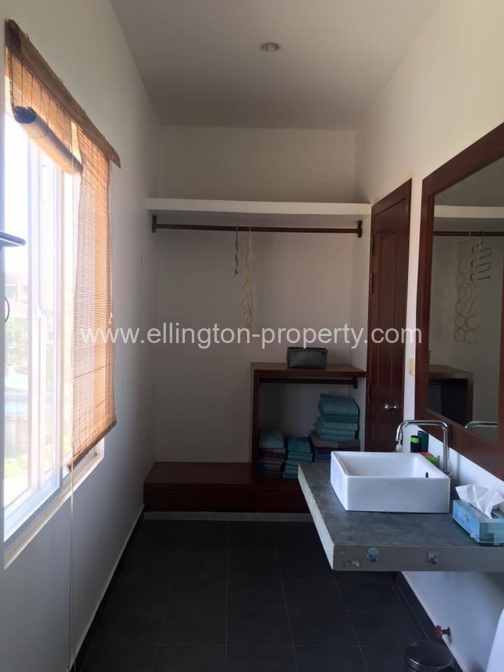 3 Bedrooms Flat House For Rent, Tonle Bassac. - Ellington Property