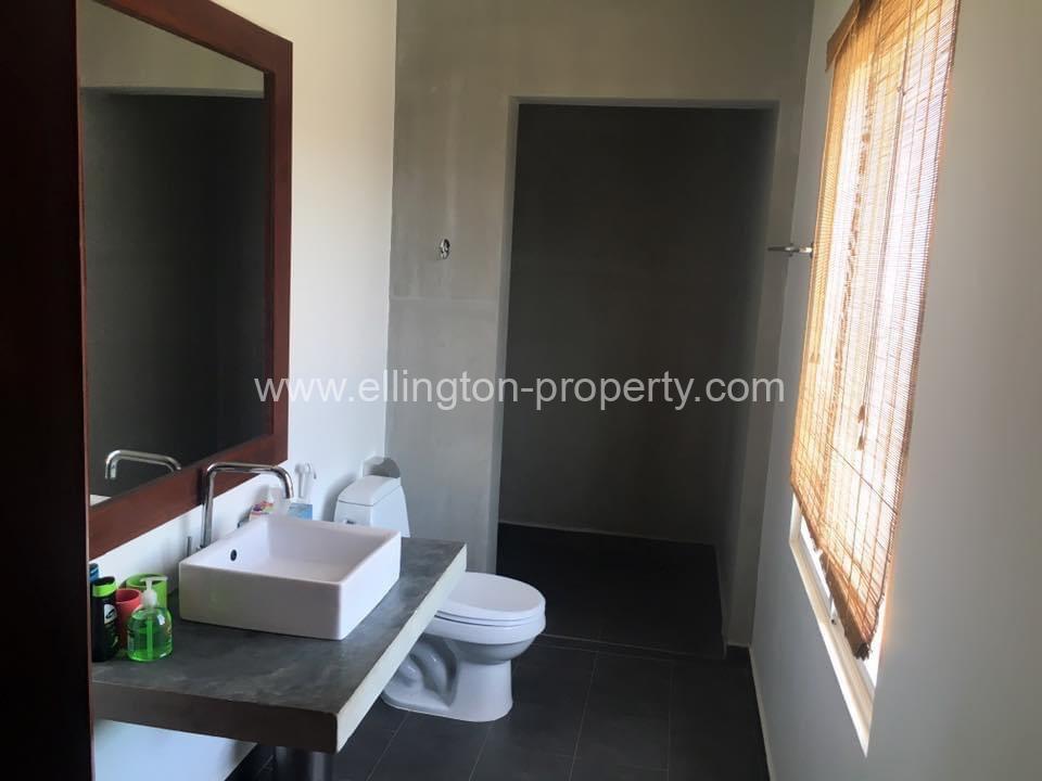 3 Bedrooms Flat House For Rent, Tonle Bassac. - Ellington Property