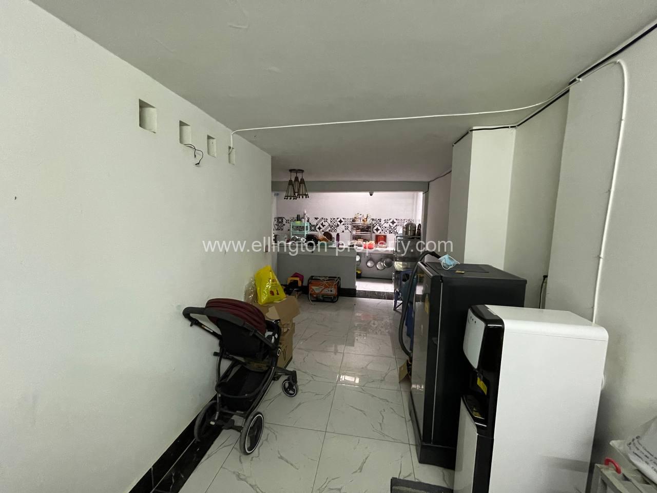 Shophouse For Rent, Ttp. - Ellington Property