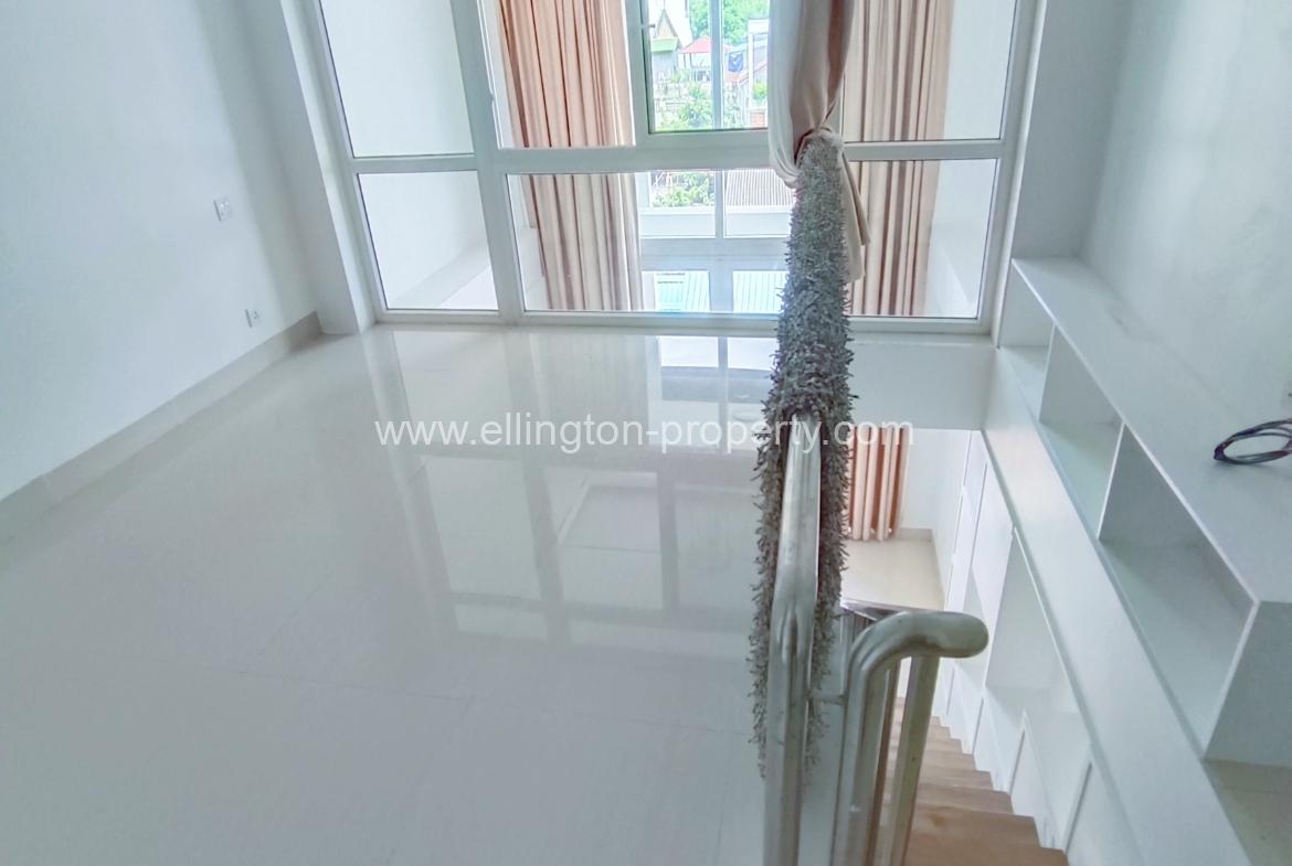 5 Bedrooms For Rent Or Sale In Daun Penh!! - Ellington Property