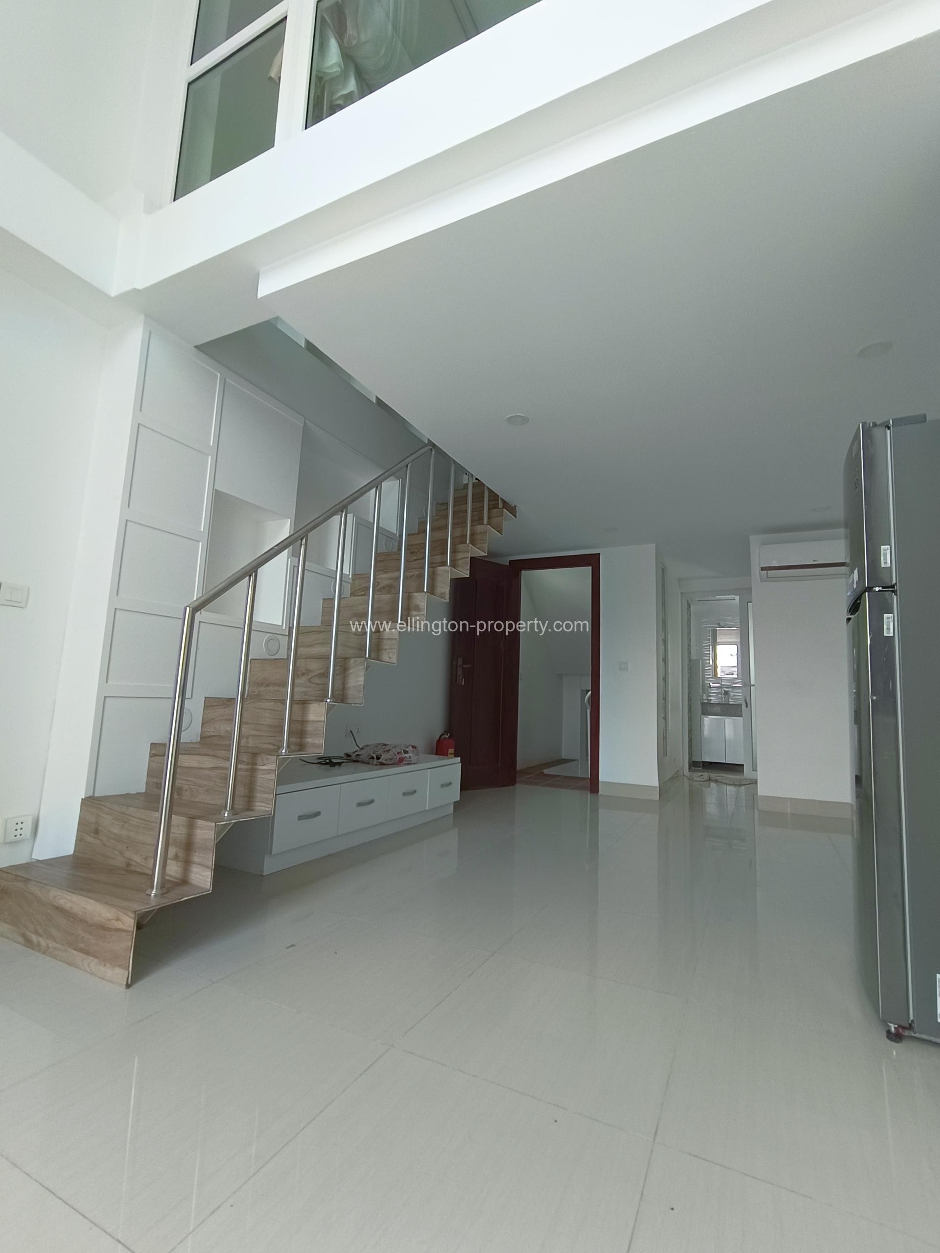 5 Bedrooms For Rent Or Sale In Daun Penh!! - Ellington Property