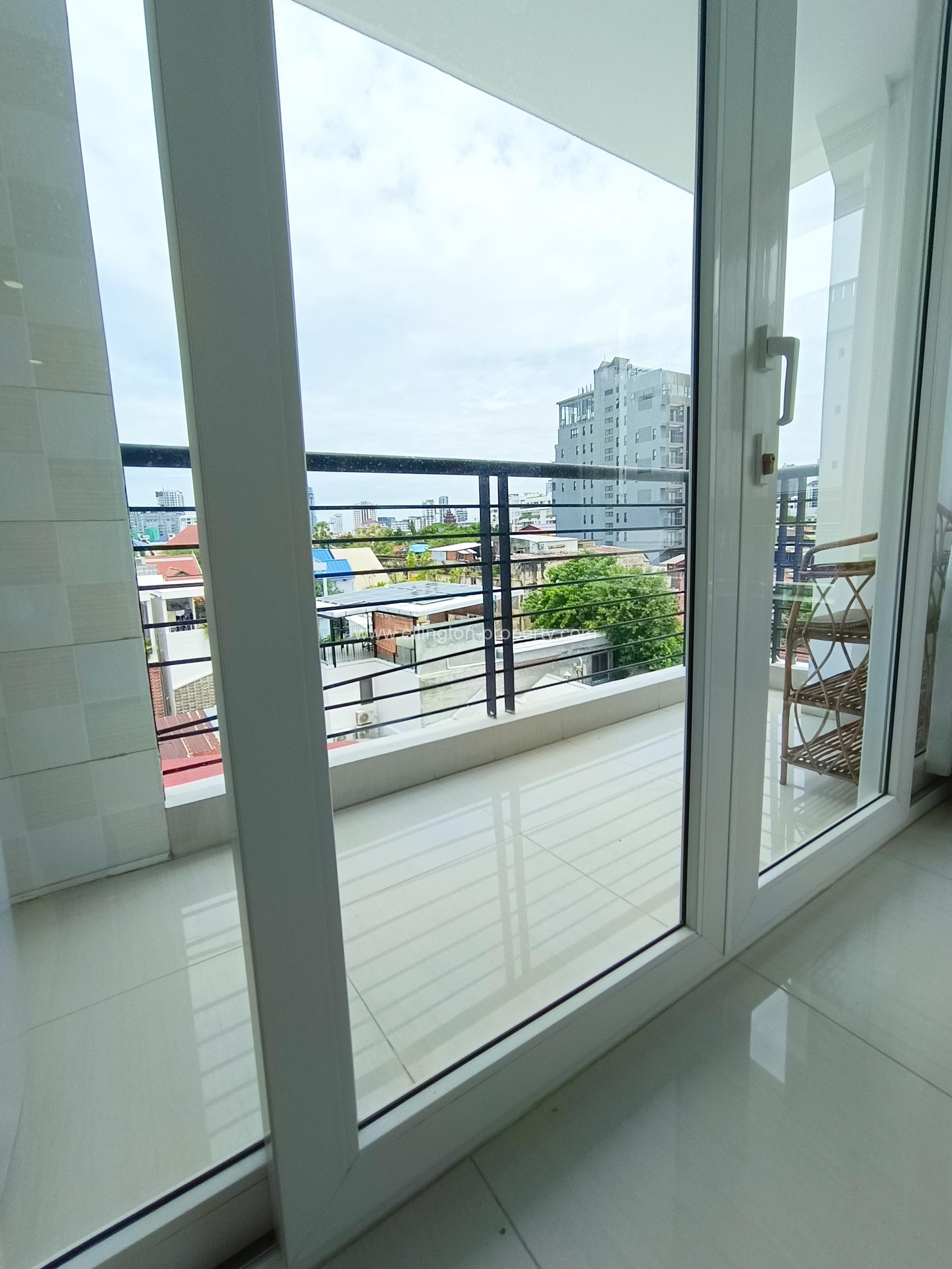 5 Bedrooms For Rent Or Sale In Daun Penh!! - Ellington Property