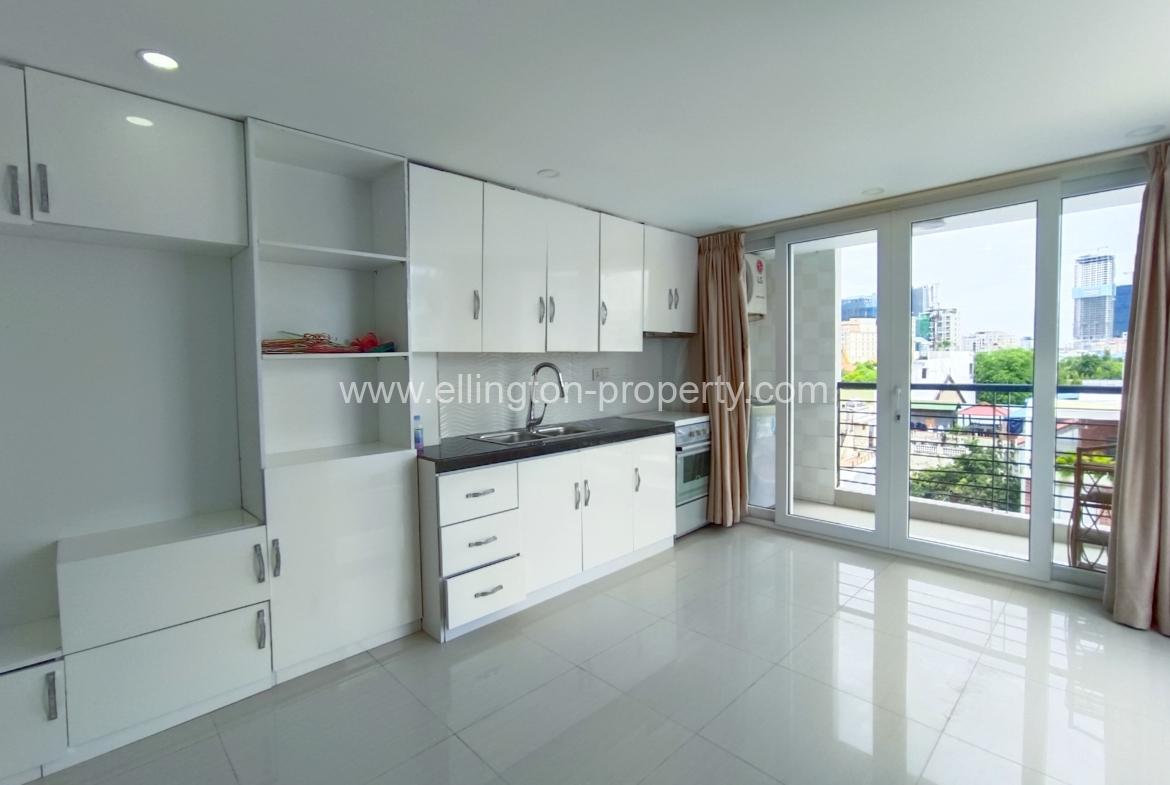 5 Bedrooms For Rent Or Sale In Daun Penh!! - Ellington Property