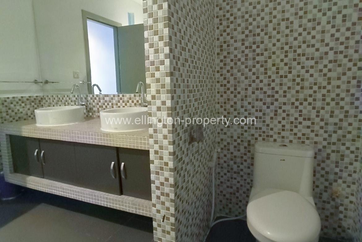 2 Bedrooms Renovated Apartment For Rent In Daun Penh! - Ellington Property