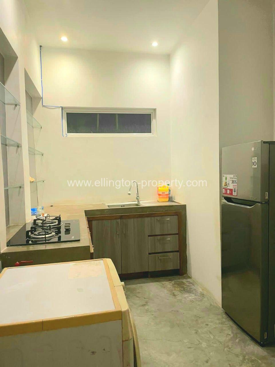 1bed Duplex Apartment For Rent! - Ellington Property