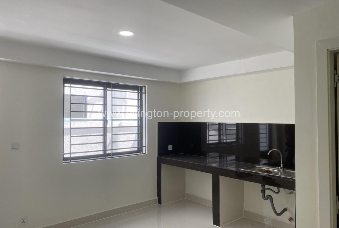 2 Bedrooms Shophouse For Sale In Borey East Land And Home - Ellington Property