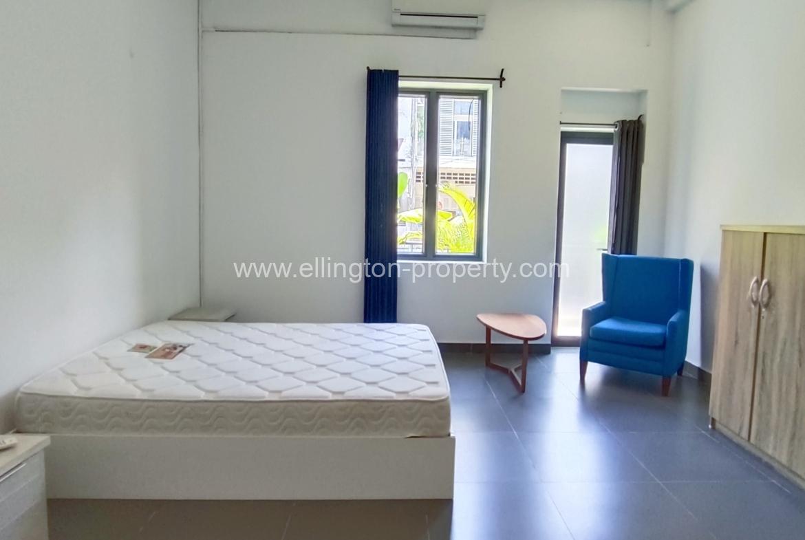 2 Bedrooms Renovated Apartment For In Daun Penh - Ellington Property