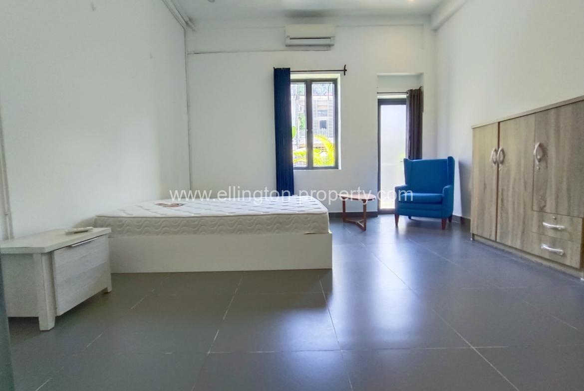 2 Bedrooms Renovated Apartment For In Daun Penh - Ellington Property