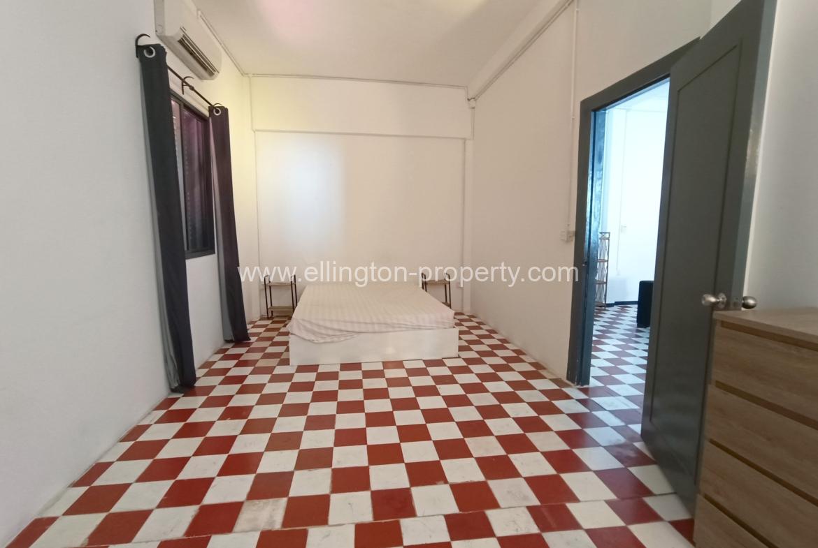 1 Bedroom Renovated Apartment For Rent In Daun Penh - Ellington Property