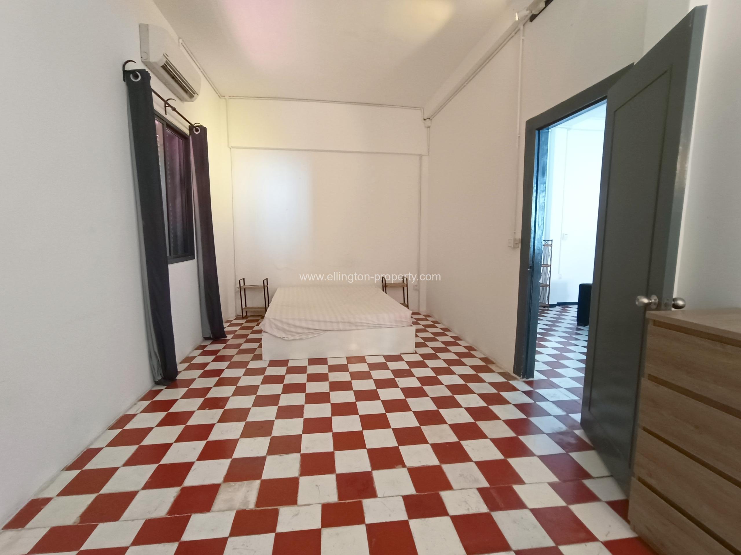 1 Bedroom Renovated Apartment For Rent In Daun Penh - Ellington Property